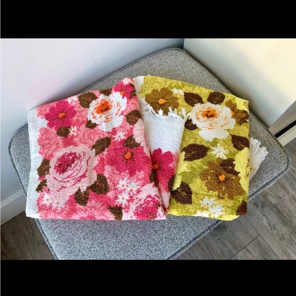 jcpenney Bath Pair Of Vintage Floral All Cotton Pennys Towels